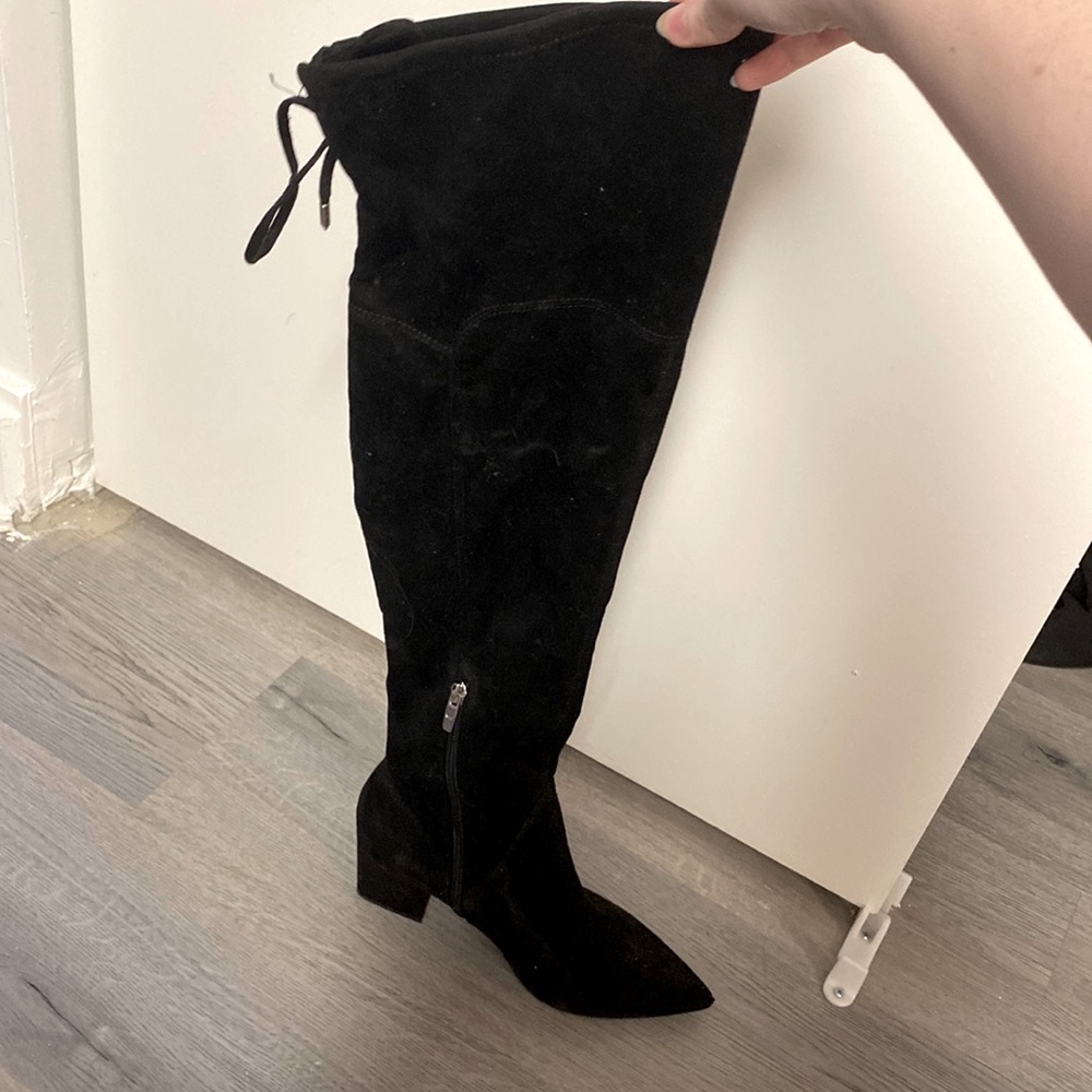 Knee-High Black Heeled Boots